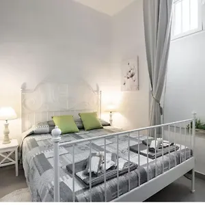  Appartement Trastevere Rome's Heart Charming & Cozy